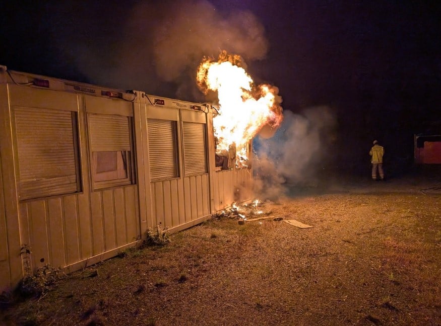 Wohncontainerbrand Stade