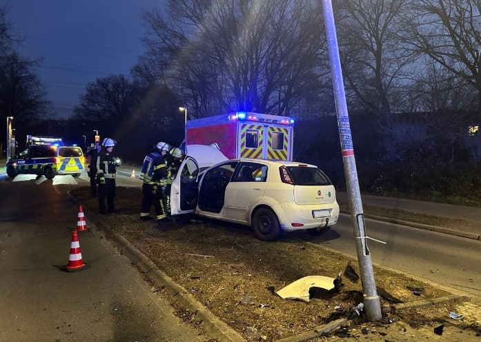 Laterne Unfall Moers