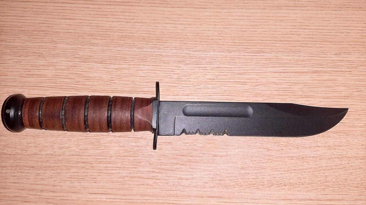 Kiefersfelden Kampfmesser sichergestellt
