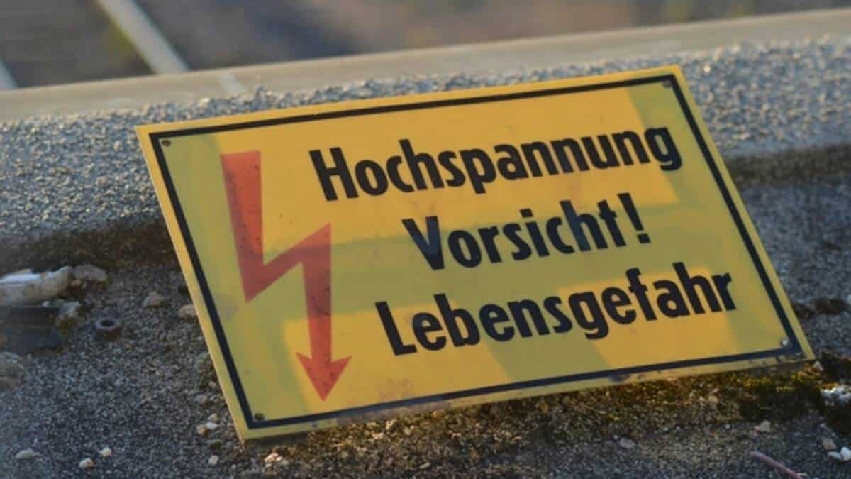 Abstand von Oberleitungen