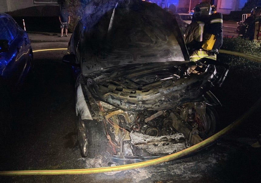 Herzogenrath  Aachen Auto in Flammen