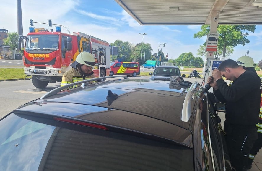 Kalkar Kind im Auto