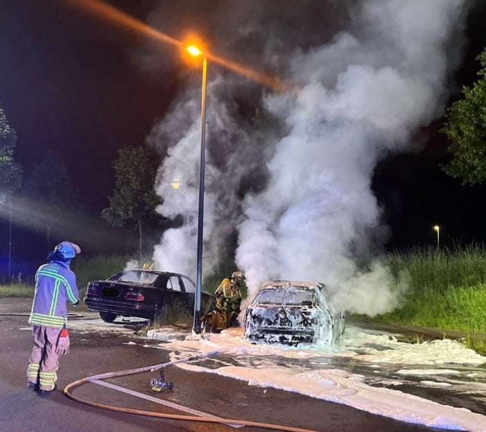 Duisburg brennende Autos
