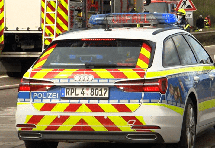 Unfall A3 Dierdorf LKW PKW