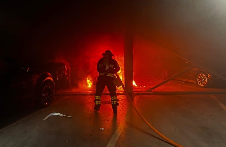 Fahrzeugbrand Paul-Henri-Spaak-Straße