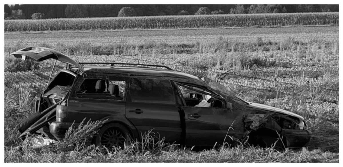 Unfall L124 Steddorf, Rotenburg Wümme Unfall, tödlicher Überschlag, Rettungshubschrauber Rotenburg, Polizei Rotenburg, Steddorf Unfall