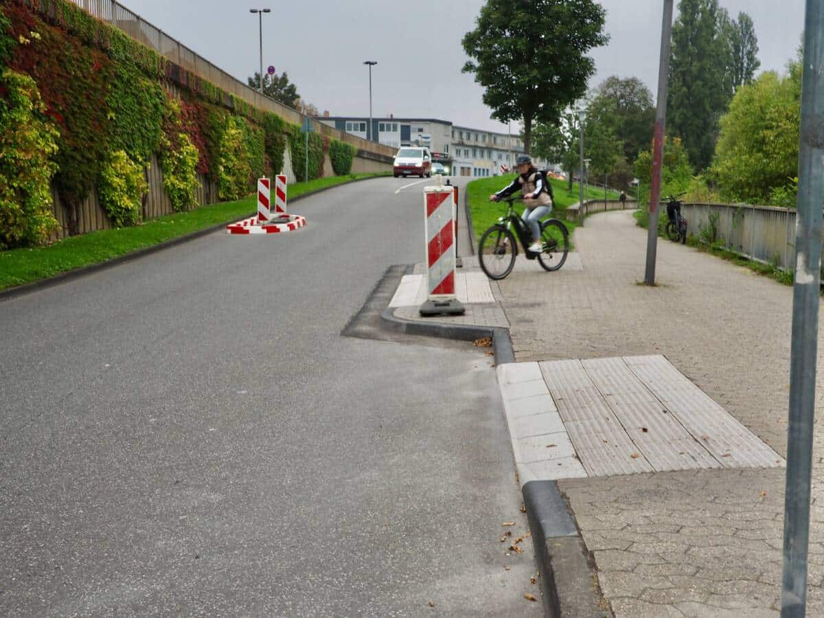 Verkehrssicherheit am Peter-Altmeier-Ufer