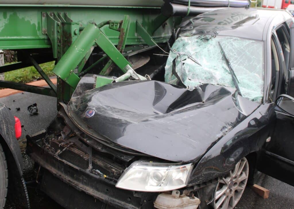 Schwerer Verkehrsunfall Petershagen