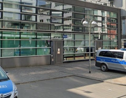 Razzia gegen Frankfurter Polizisten