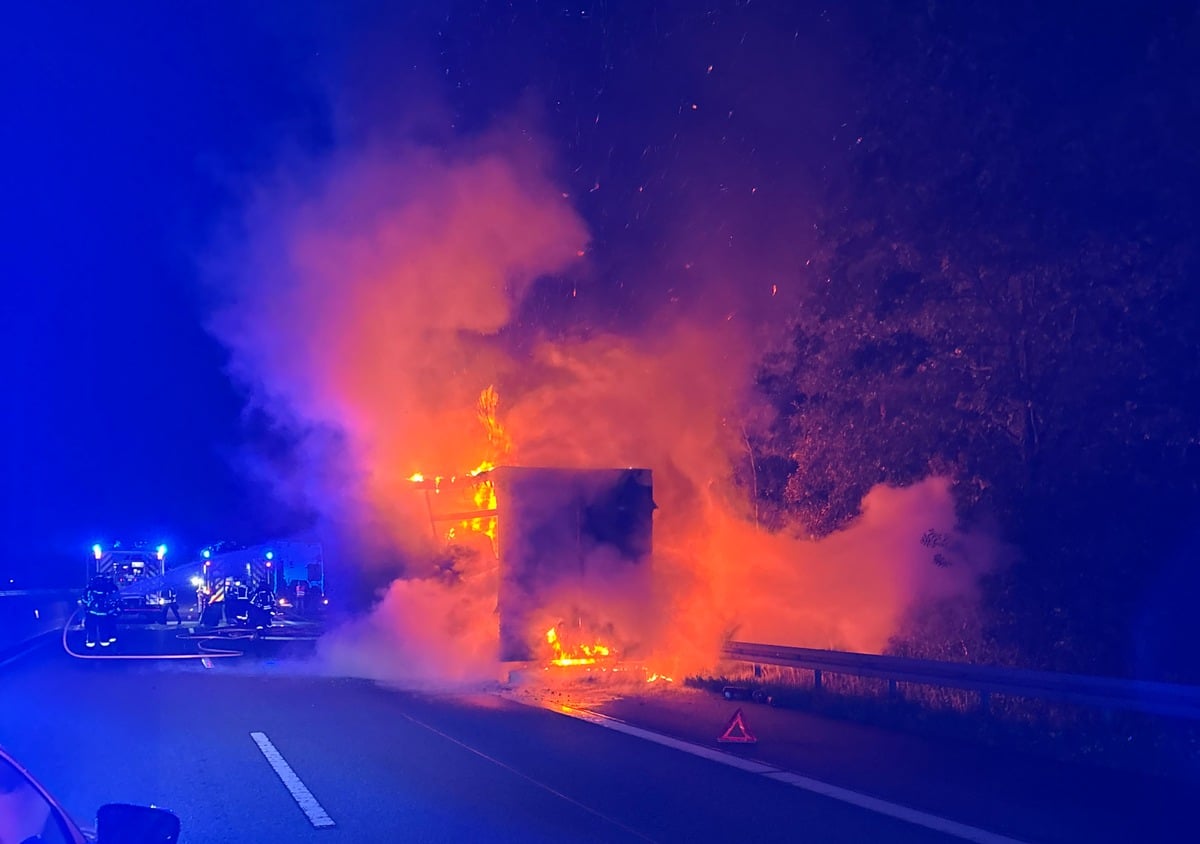 Lkw-Brand auf der A7 bei Fulda
