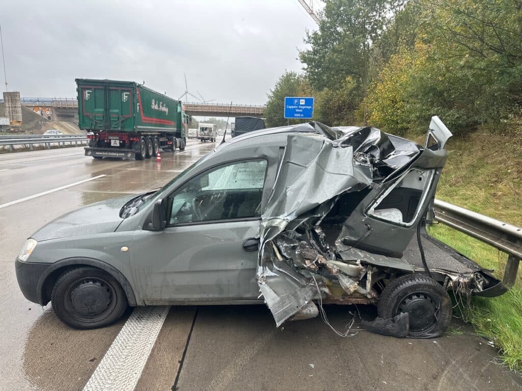 Vorbildliches Verhalten bei Panne auf der Autobahn