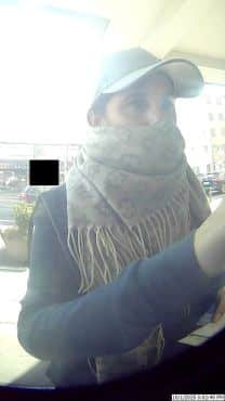 Bonn: Unbekannte setzt gestohlene Bankkarte ein