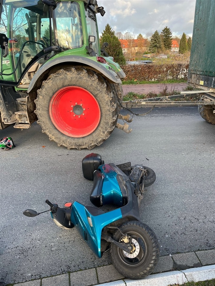 Verkehrsunfall im Kreisverkehr Soest