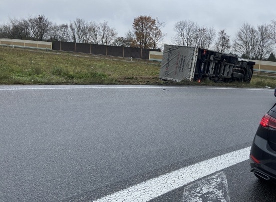 LKW-Unfall am Kreuz Frankenthal