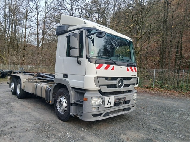 Diebstahl Mercedes-Benz Actros 2544