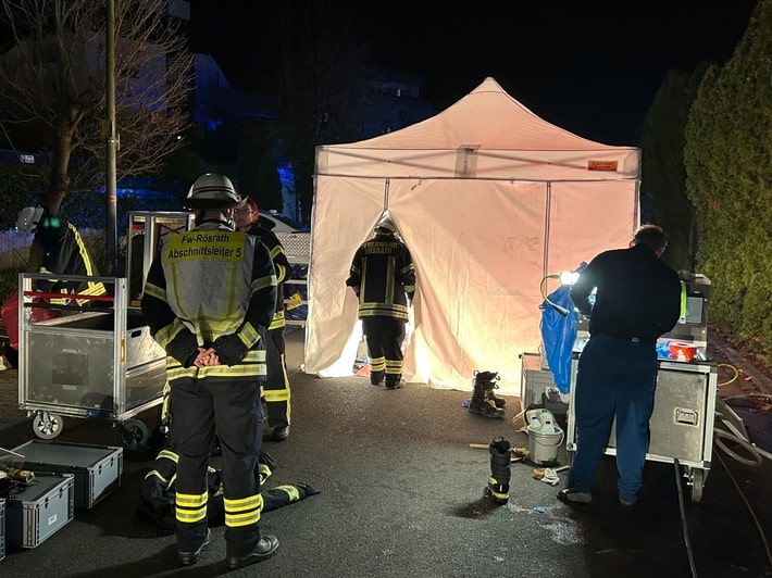 Dachstuhlbrand in Rösrath-Forsbach
