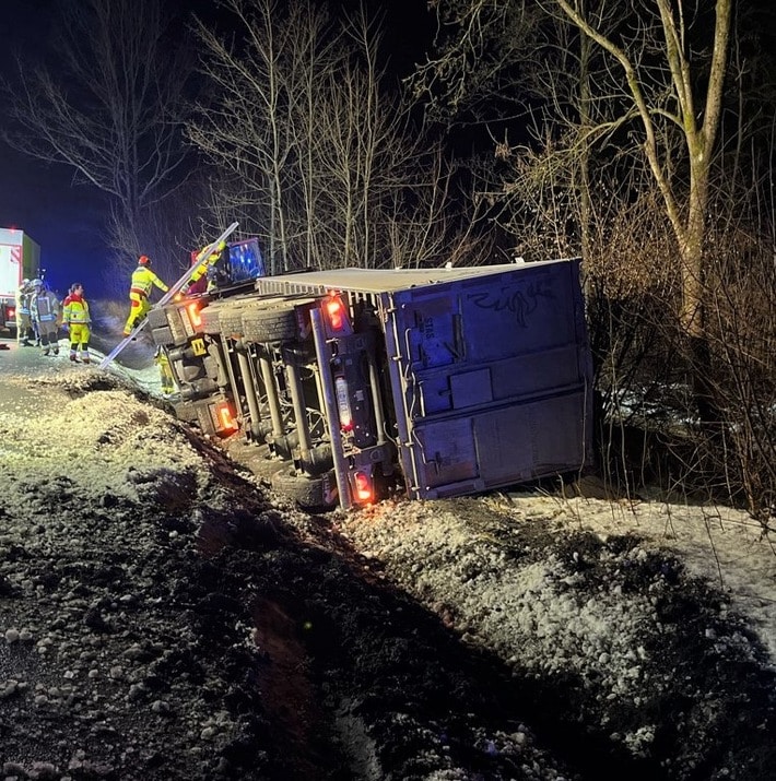 Lkw-Unfall B68 Hardehausen