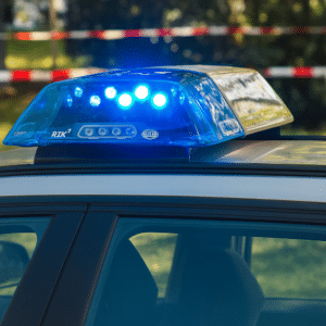 Großeinsatz in Rellingen: Polizei gibt Schüsse ab – Mann auf der Flucht