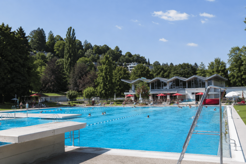 Freibad Pruntrut hebt Ausländerverbot auf