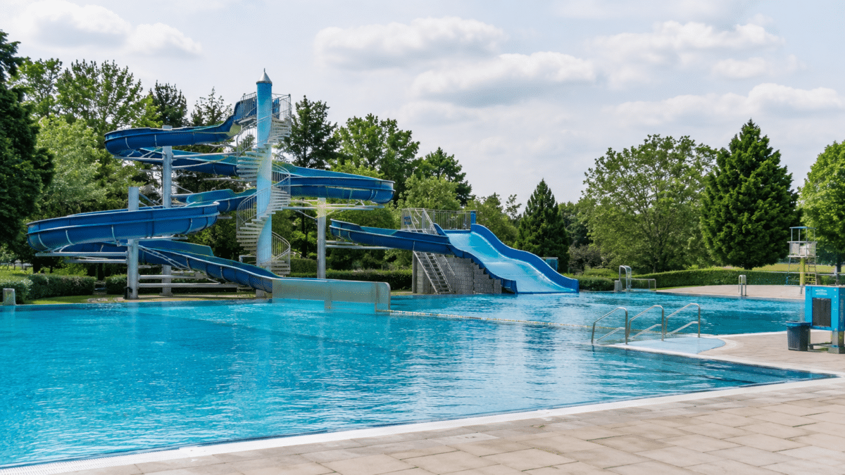 Kind stirbt in Freibad
