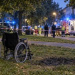 Rollstuhlfahrer angezündet – Spezialeinheit nimmt 18-Jährige fest
