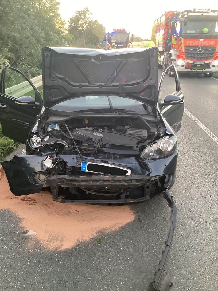 Unfall auf der B64 bei Paderborn