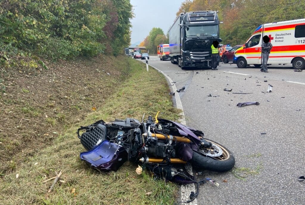 Motorradunfall B10 Landau