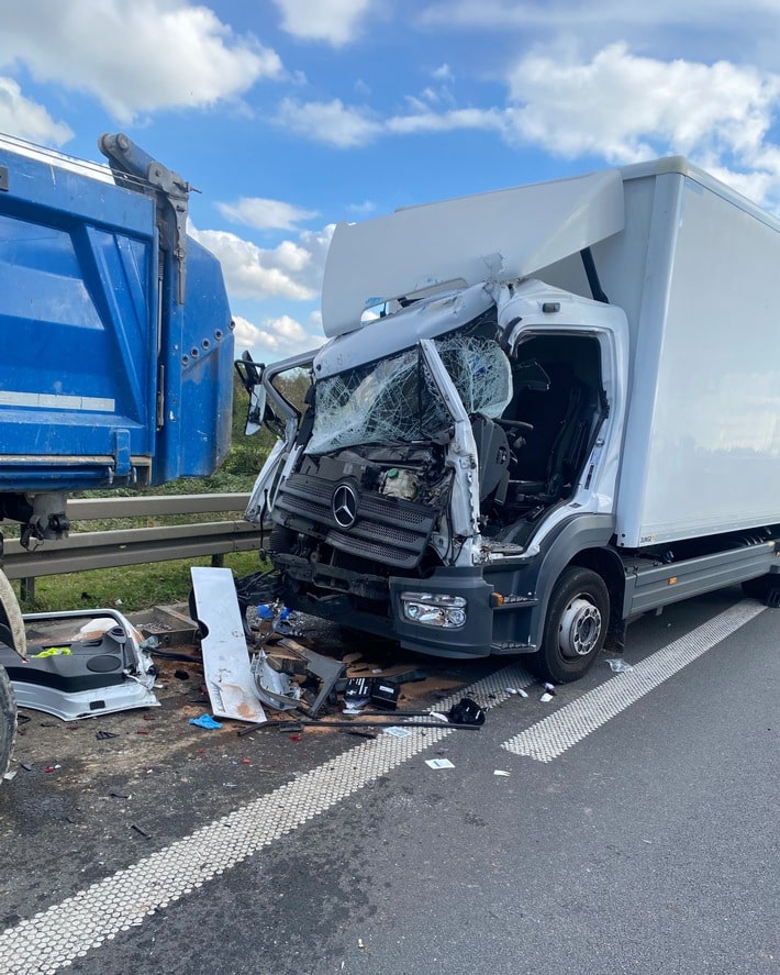 Lkw-Unfall A57 Neuss