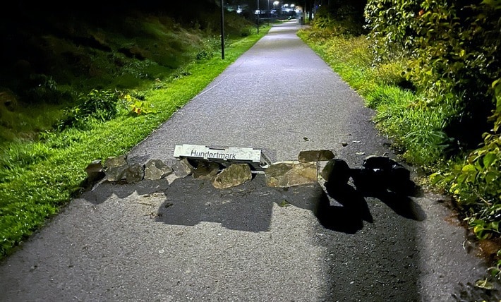 Steine auf Parkweg in Gelsenkirchen